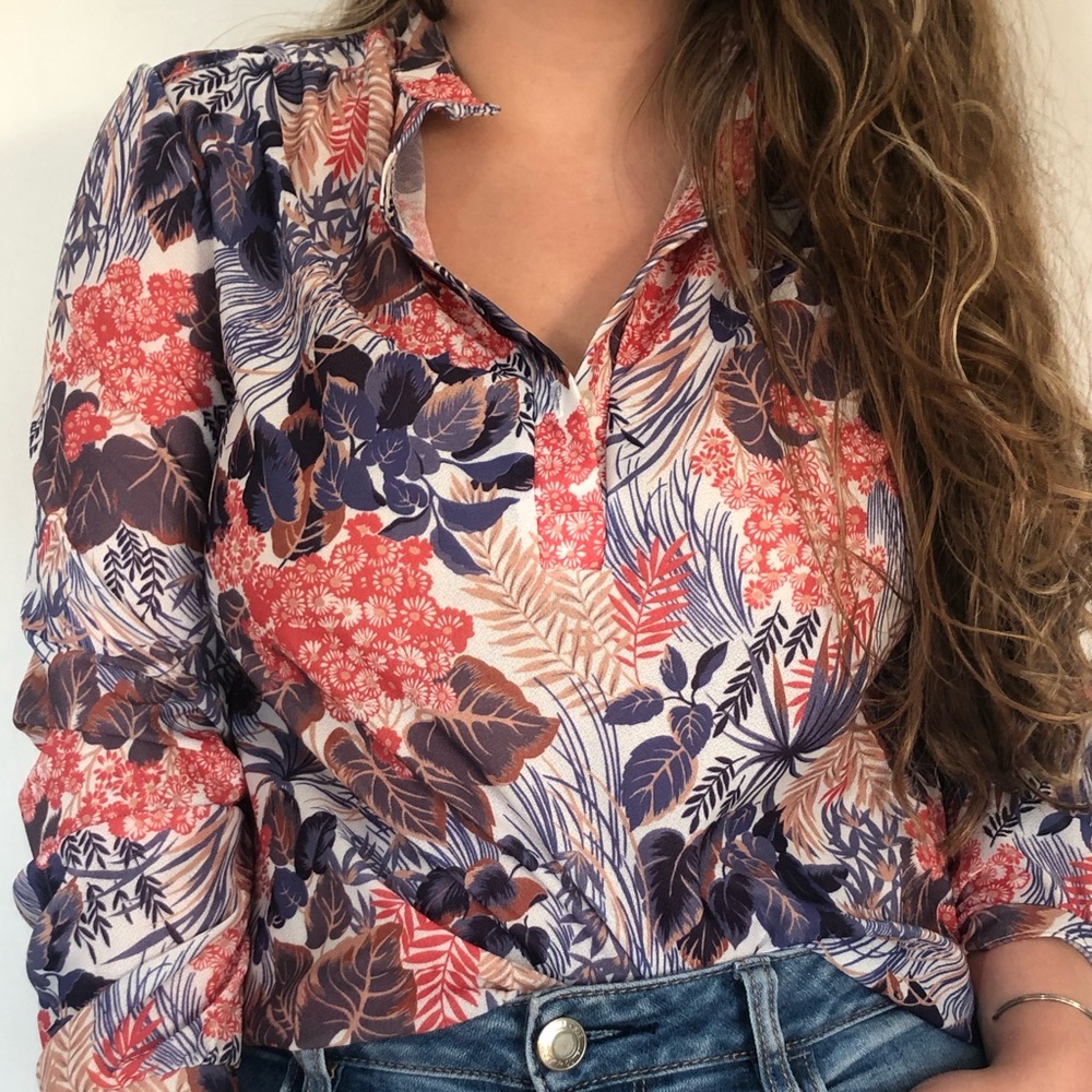Beautiful Long Sleeved Floral Blouse